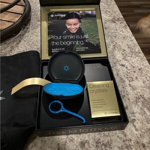 Invisalign Aligner Cleaning Kit with Blue Case